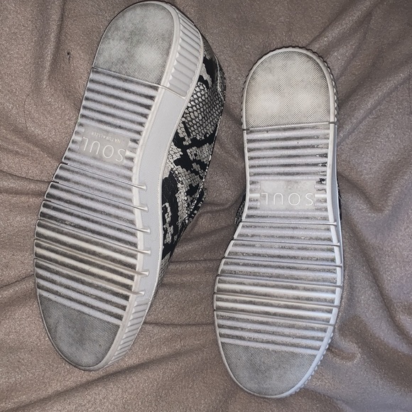 SOUL Naturalizer Trisha Python Print Loafers — 8 — Like New! - Picture 9 of 9